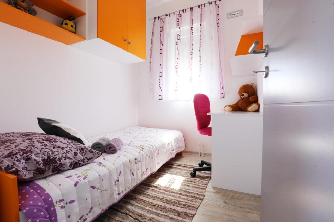 Apartman Teo &Tena Оточац Екстер'єр фото
