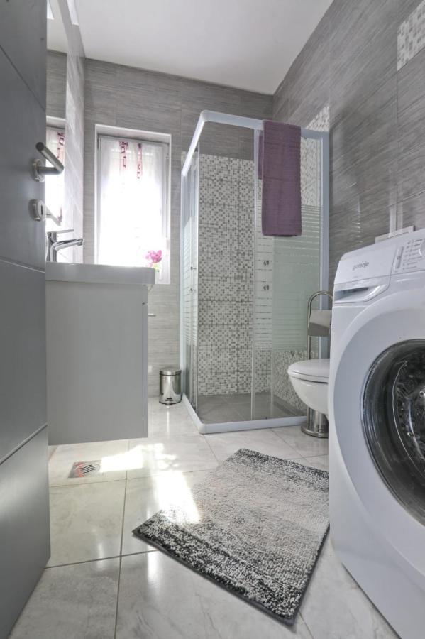 Apartman Teo &Tena Оточац Екстер'єр фото